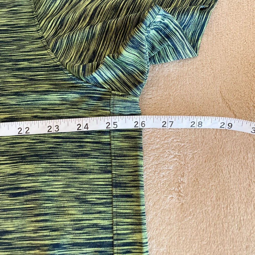 Reebok Active Performance Lightweight Top - Size 2XL - Picture 9 of 12